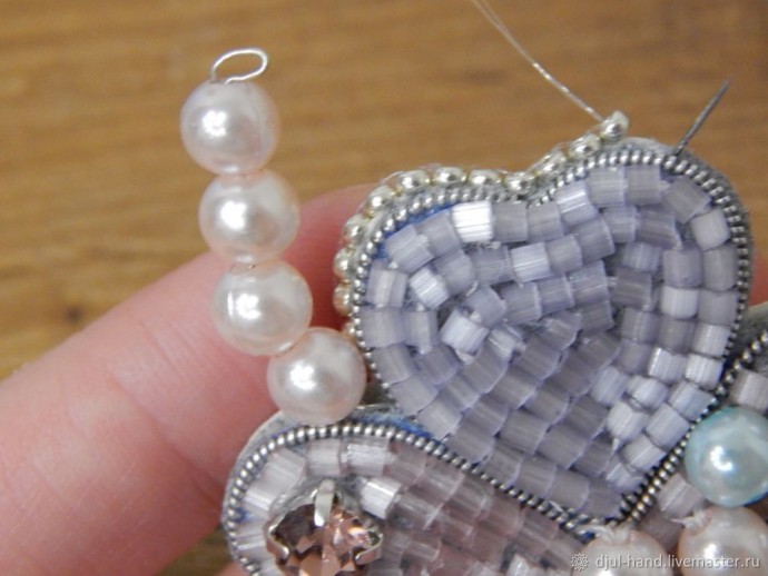 ​Создание броши "Клевер" из бисера: мастер-класс, часть 4