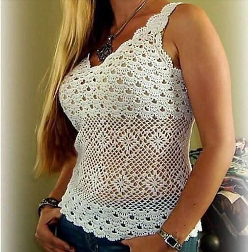 Очень нежный топ связанный крючком из белоснежной пряжи