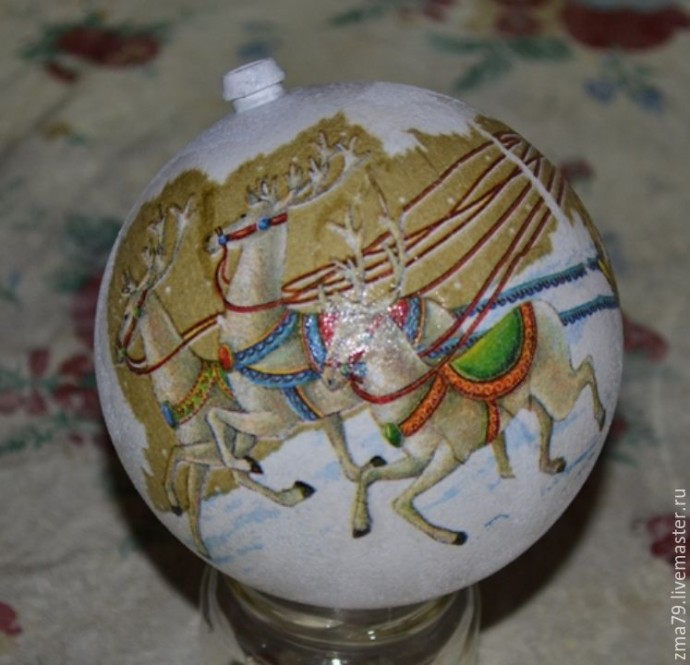 Декорируем новогодний шарик