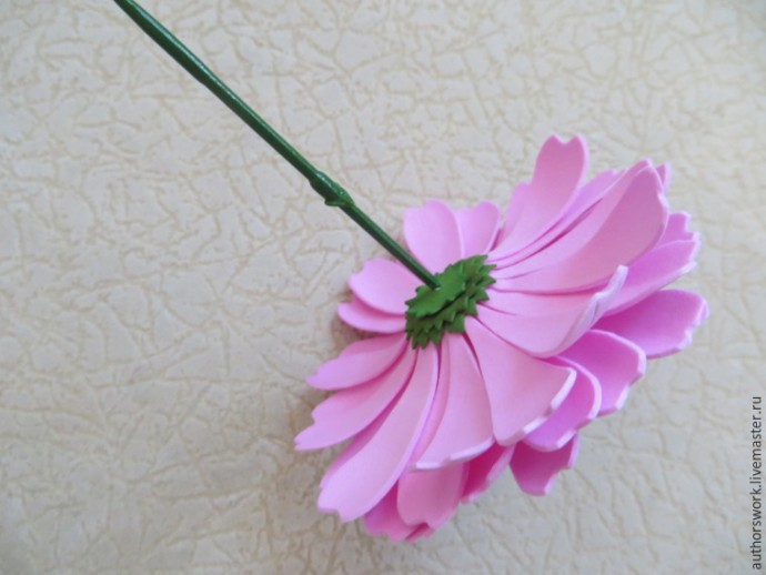 Гербера из фоамирана: часть 6