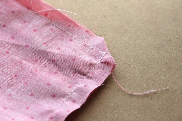 Яркая косметичка