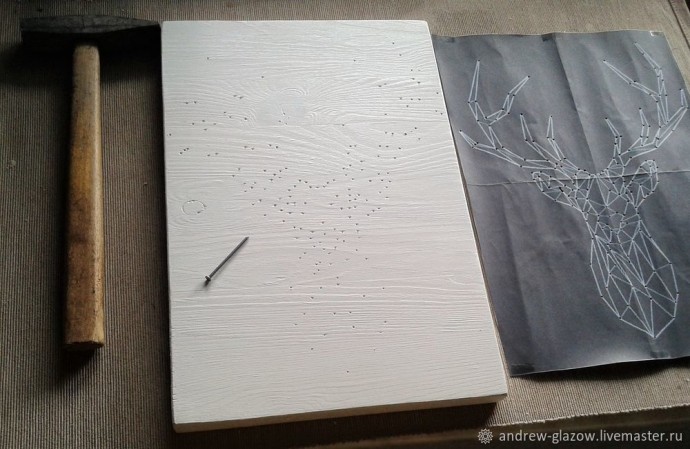 Контурный олень в технике String Art: часть 1