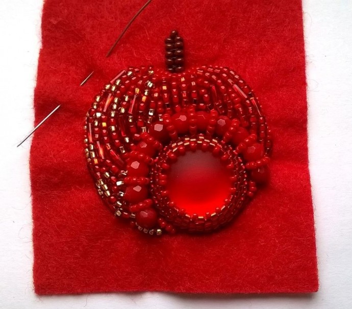 ​Наливное яблочко