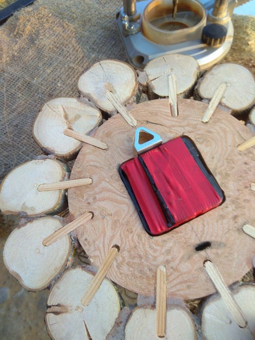 ​Делаем оригинальные деревянные часы из спилов: часть 5