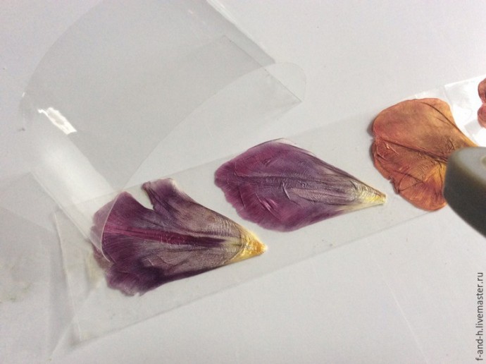 ​Как своими руками сделать "бейджики" для хранения сухих цветов: часть 2