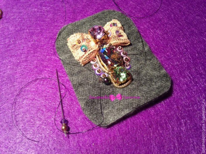 Создаём романтичные серёжки: часть 3