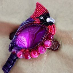 ​Заколка с натуральными камнями "Малиновый кардинал": часть 2