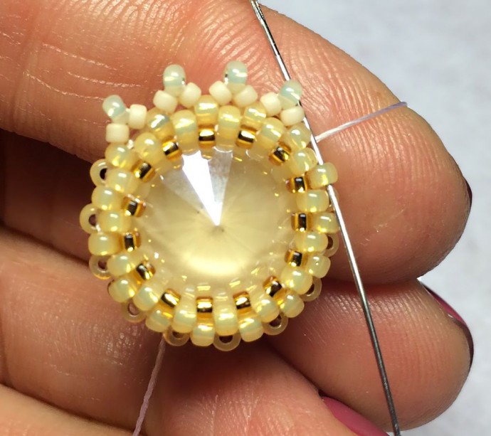 Создаём брошь-подвеску "Солнечный цветочек": часть 2 Создаём брошь-подвеску "Солнечный цветочек": часть 2