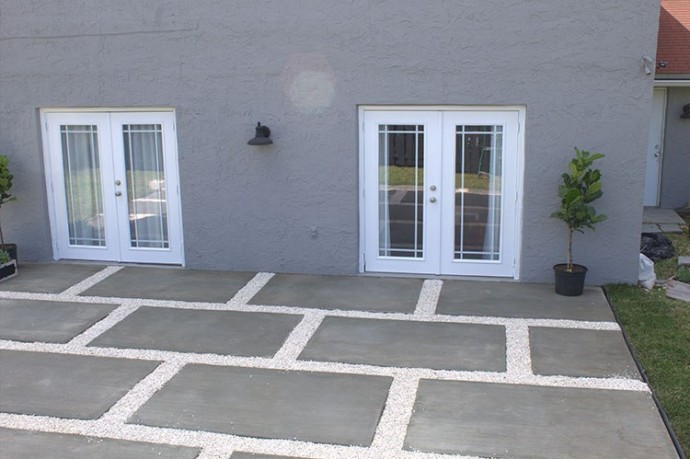 Патио возле дома