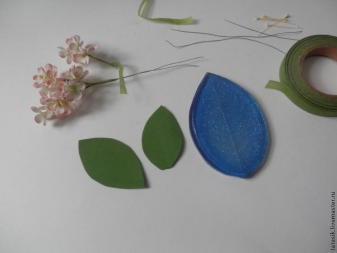 ​Создаем миниатюрные цветы из фоамирана: часть 2