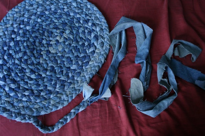 Творчество из остатков джинсов