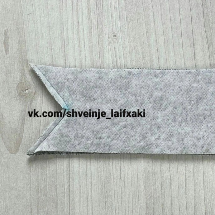 Как втачать V-горловину