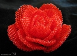 Роза из бисера