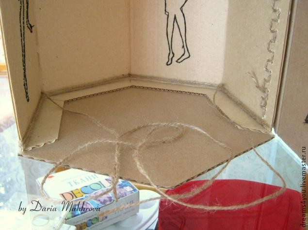 Шестигранная коробка с этническим декором