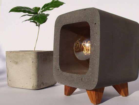 ​Лампы из бетона и дерева