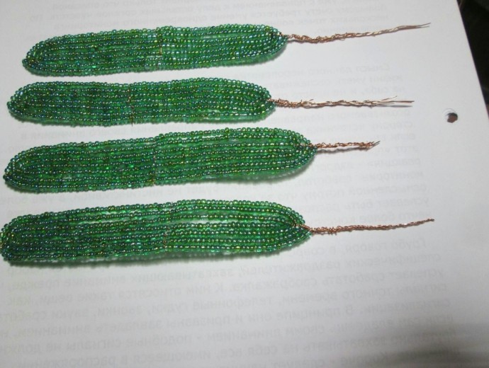 Цветочки из бисера