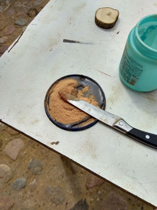 ​Делаем оригинальные деревянные часы из спилов: часть 1