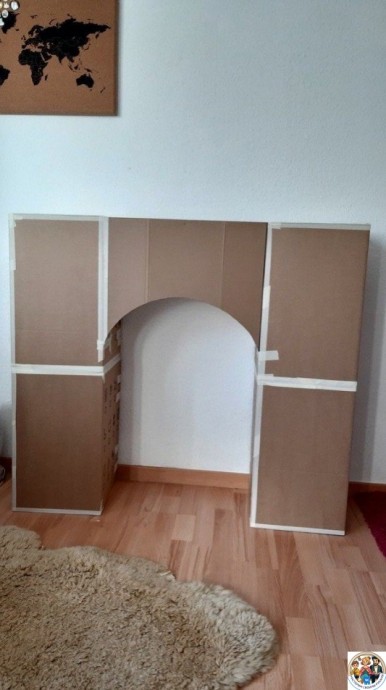 Бюджетный камин из картонной коробки