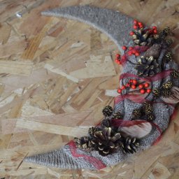 Декор к старому новому году "Полумесяц"