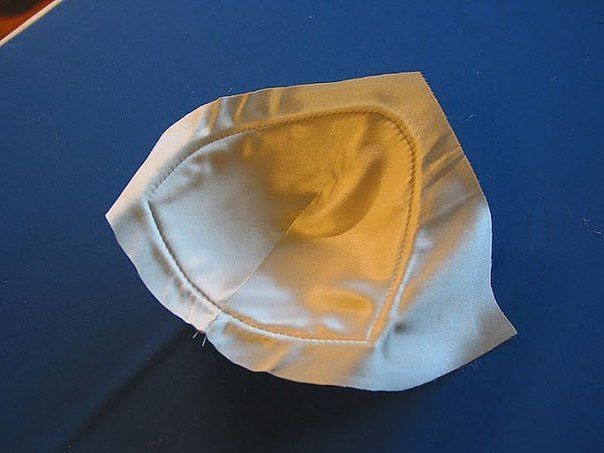 Как сшить лиф с чашечками