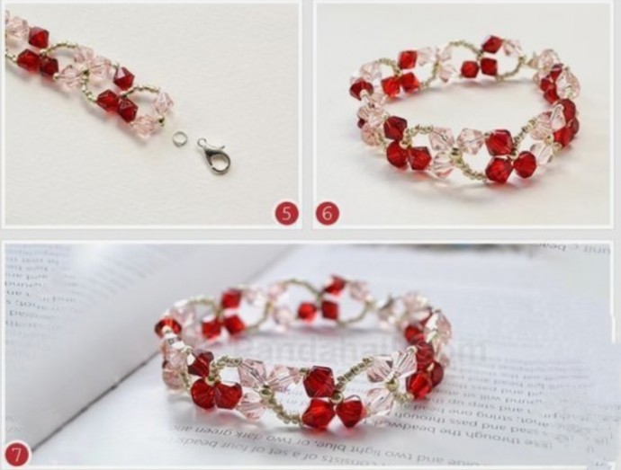 Цветочный браслет из бисера и биконуса