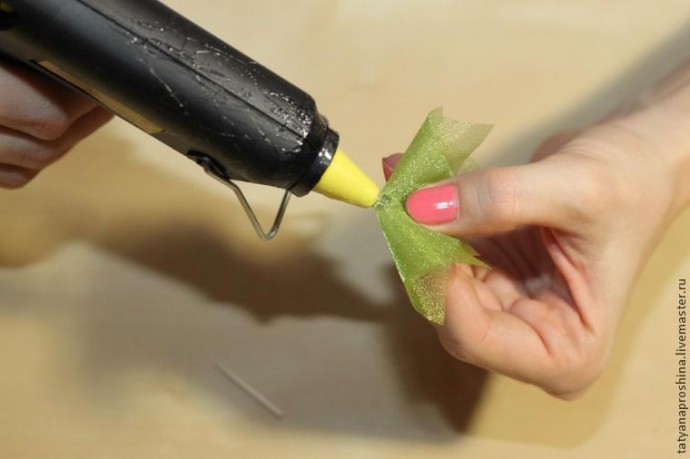 ​Создаем цветочный топиарий: часть 2