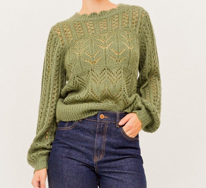 ​Оливковый джемпер с комбинацией узоров