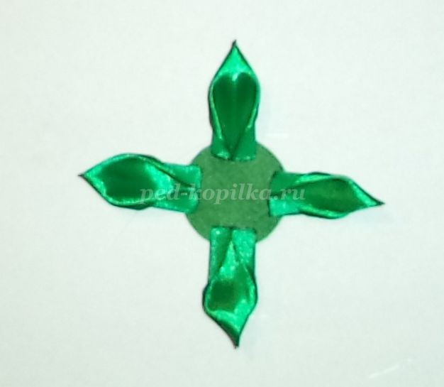 Резинка для волос канзаши "Астра": мастер-класс, часть 2