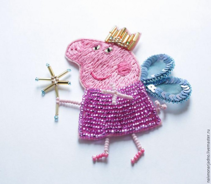 Вышиваем брошку "Свинка Пеппа": часть 4