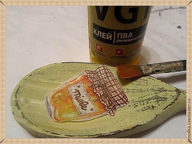 Объемный декупаж без специальных материалов: создаем панно "Ложка меда": часть 4