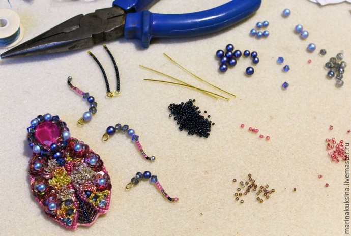 Создаем брошь жучка "Цветочник": часть 5