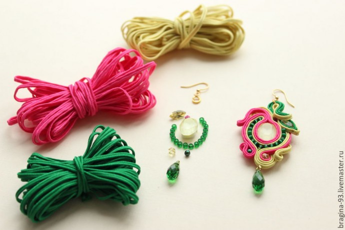 ​Создание сутажных сережек "Экзотический цветок" с кристаллами Swarovski: часть 1