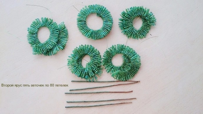 Елочка из бисера для вашего вдохновения