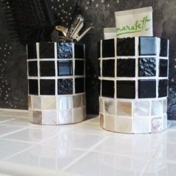 Декорируем стаканы для ванной комнаты