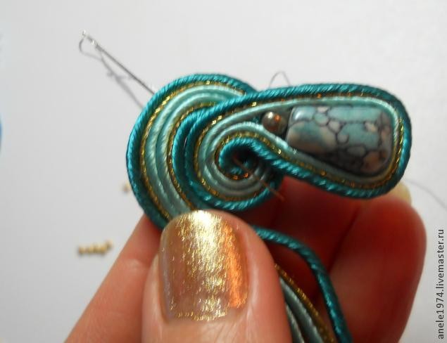 ​Мастер-класс по созданию сутажного кулона "Весенний букетик": часть 2