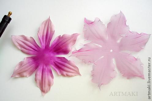 Создаем из ткани клематис
