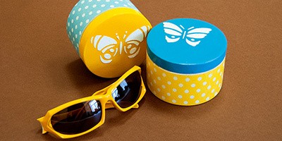 Декупаж через пленку: веселый горошек