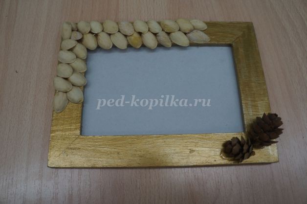 Новогоднее декорирование рамок для фотографий: часть 1