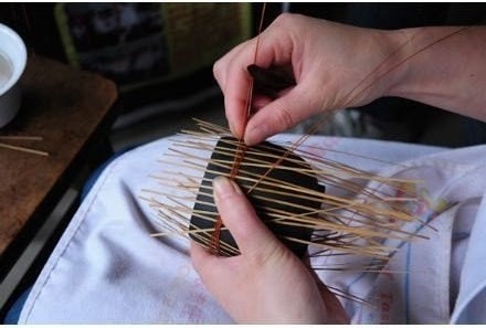 ​Горшки с оплеткой