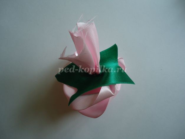 Букет роз из атласных лент: часть 2 Букет роз из атласных лент: часть 2