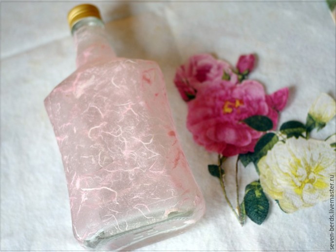 ​Декупаж с рисовой бумагой на стекле в стиле шебби-шик