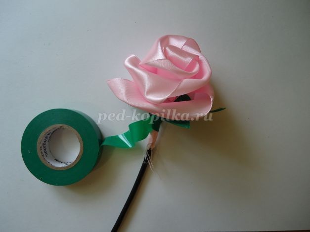 Букет роз из атласных лент: часть 3 Букет роз из атласных лент: часть 3