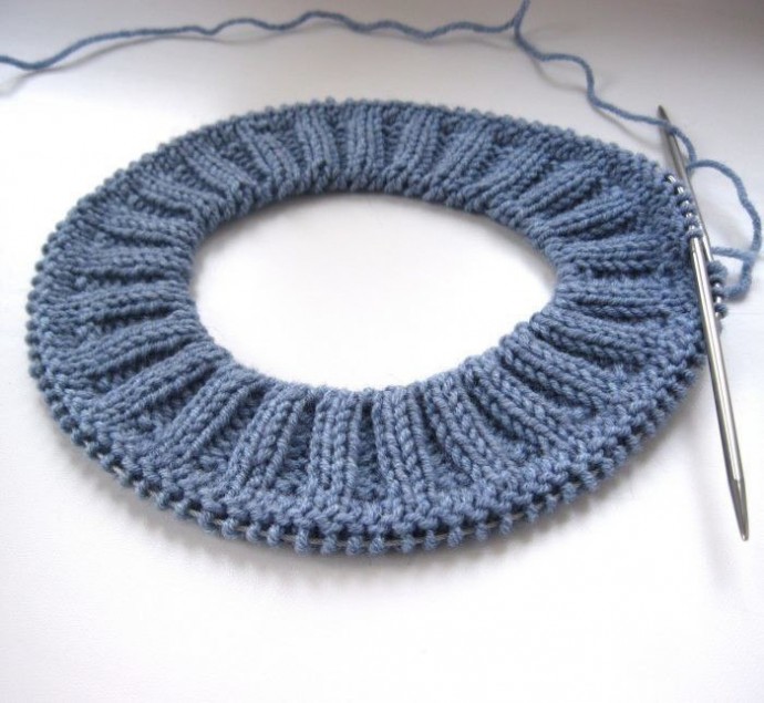 Имитация пришивной горловины: просто и красиво