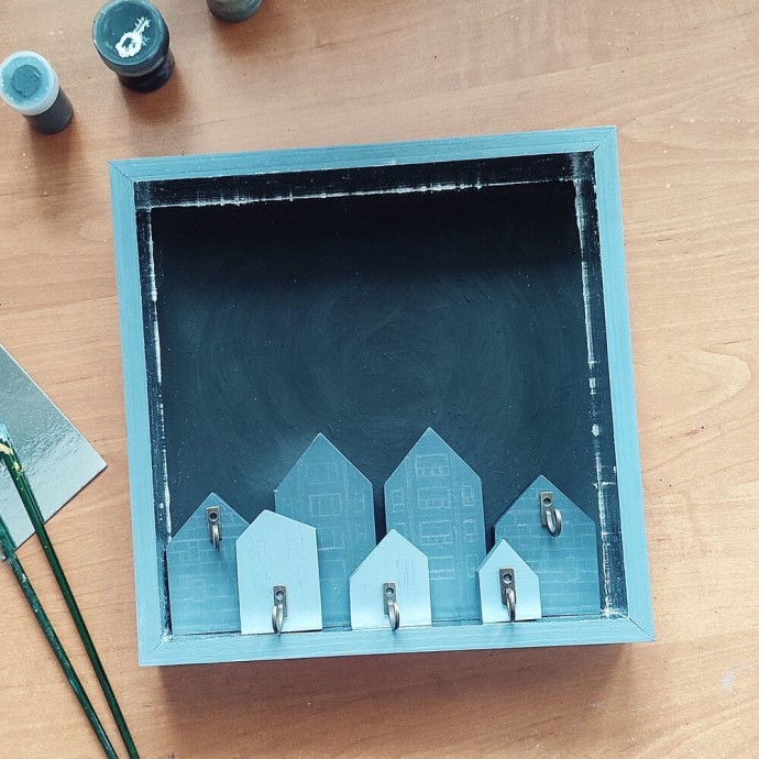 ​Как сделать многоуровневую ключницу с поталью и росписью: часть 2