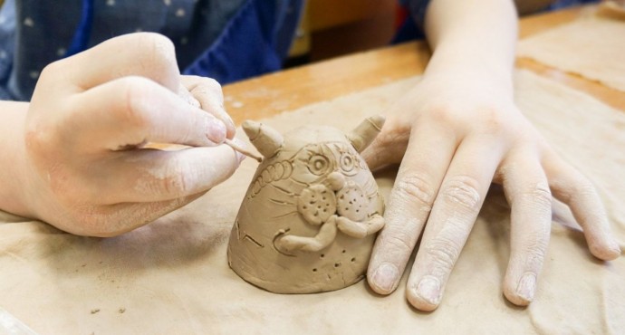 ​Лепка из глины, высушенной на воздухе