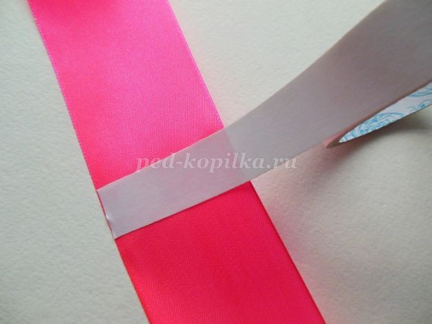 Бантики из атласной ленты: часть 1