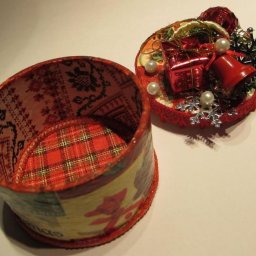 Делаем бонбоньерку из бросовых материалов