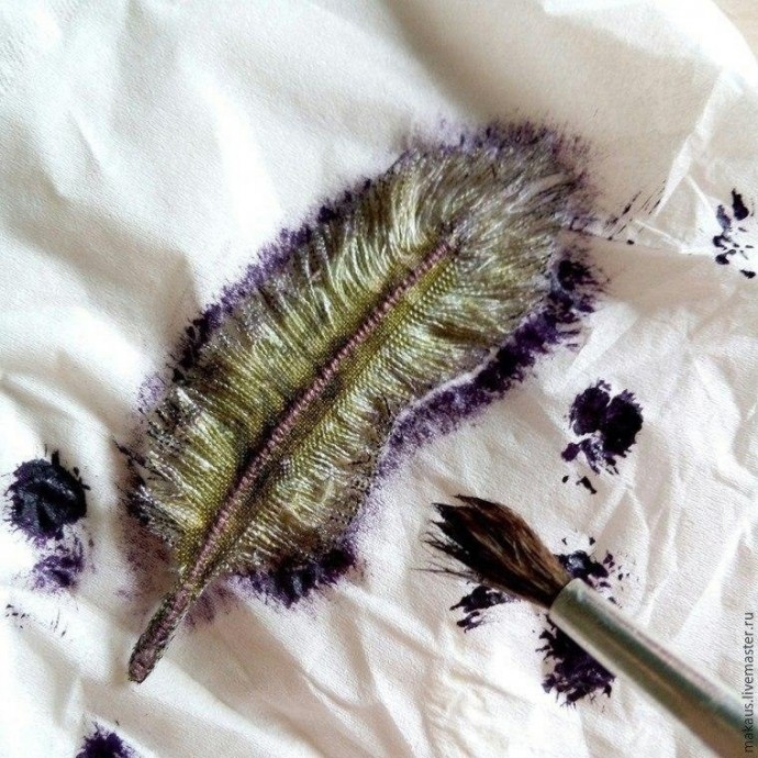 Текстильное перышко