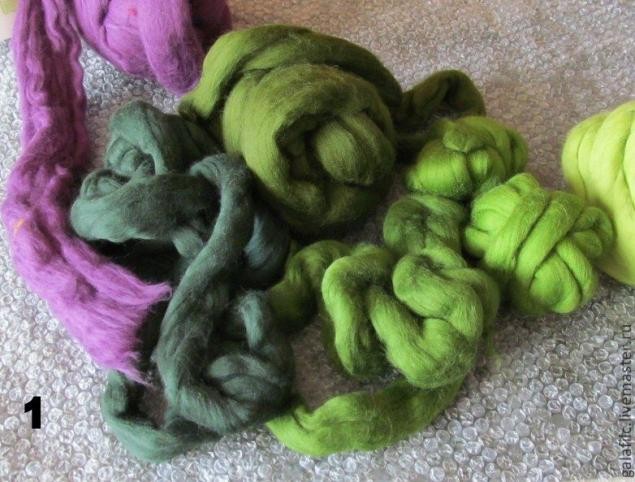 ​Валяное колье или шарф с цветами: часть 1