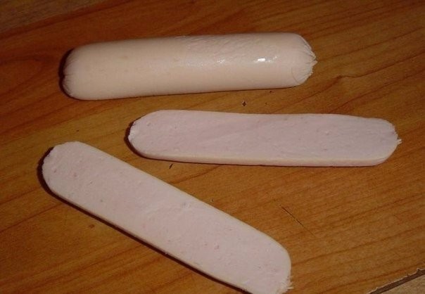 Вкусные ромашки из сосисок и яиц на завтрак